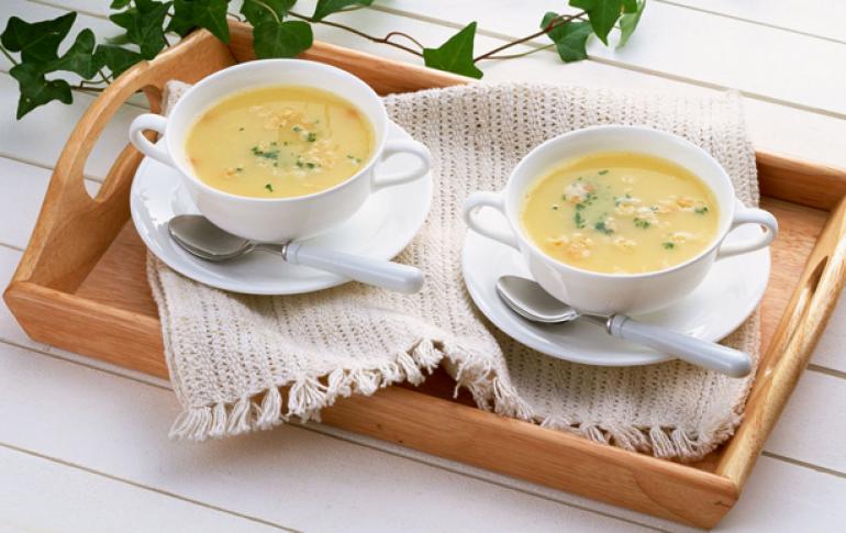 Jo Didenybės sriuba: atsiradimo istorija Naudingos grybų sriubos savybės