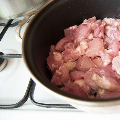 Soslu domuz eti kızartma